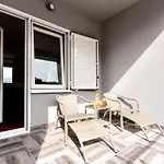 Apartment Amica Trogir