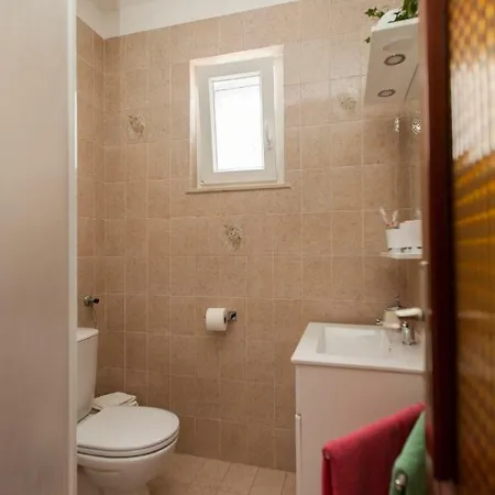 アパート Amica トロギール